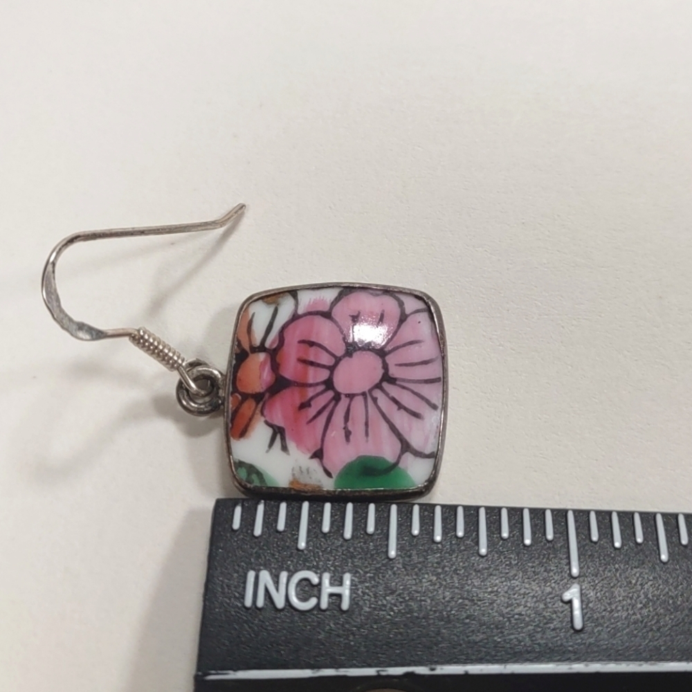 Vintage Ming Dynasty Pink Floral Porcelain Sterling Silver Fishhook Earrings - Picture 8 of 8